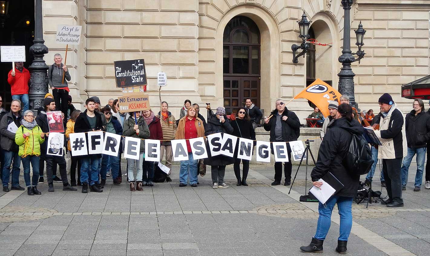Free Assange
